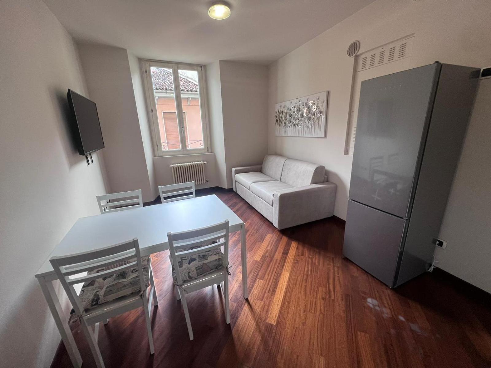 Lecco Holiday Apartment Luaran gambar